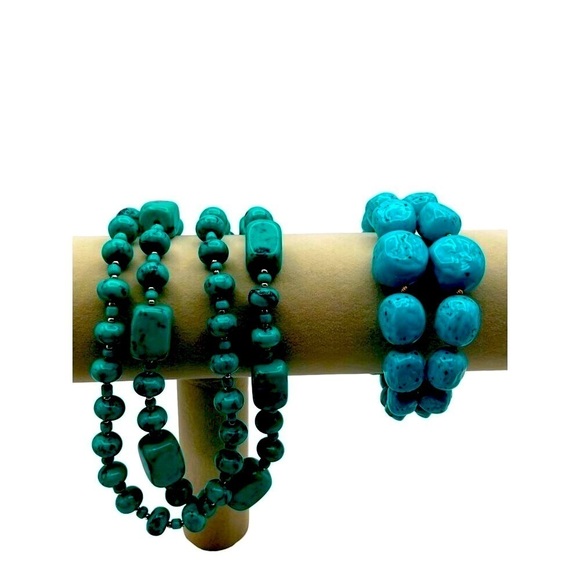 Faux Turquoise Beaded Necklace & Bracelet Set. N72 - Picture 10 of 12
